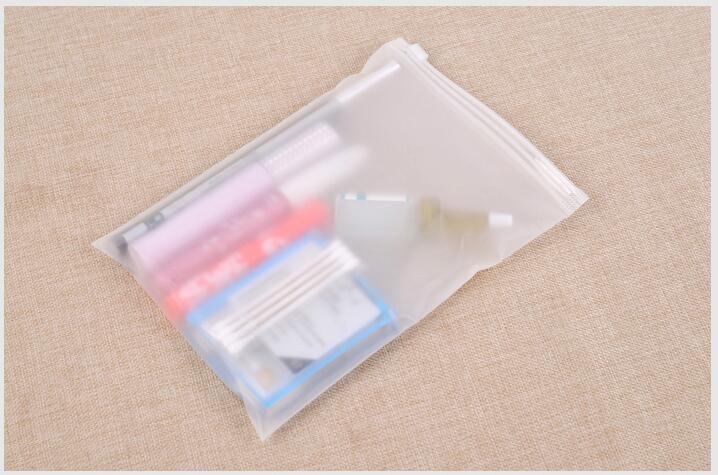 Wholesale- Matte Clear Plastic Storage Bag Zipper Seal Travel Bags Valve Slide Seal Packing Pouch For Cosmetic Clothing 10pcs/lot
Wholesale- Matte Clear Plastic Storage Bag Zipper Seal Travel Bags Valve Slide Seal Packing Pouch For Cosmetic Clothing 10pcs/lot