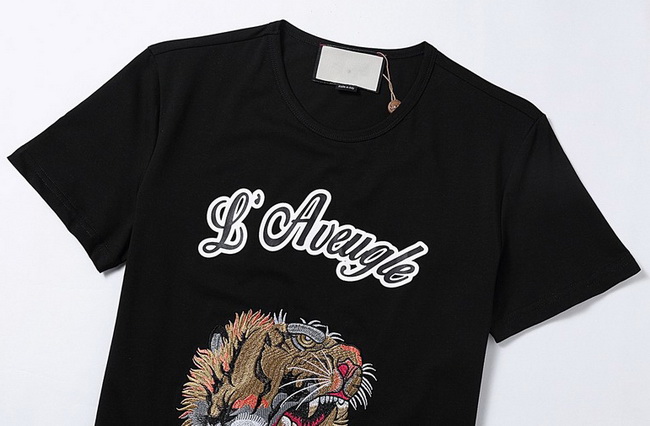 Man T-Shirt Tiger Head Embroidery Letter Tee Stretch Cotton Shortsleeves Slim Fit Style Top Male Round Neck