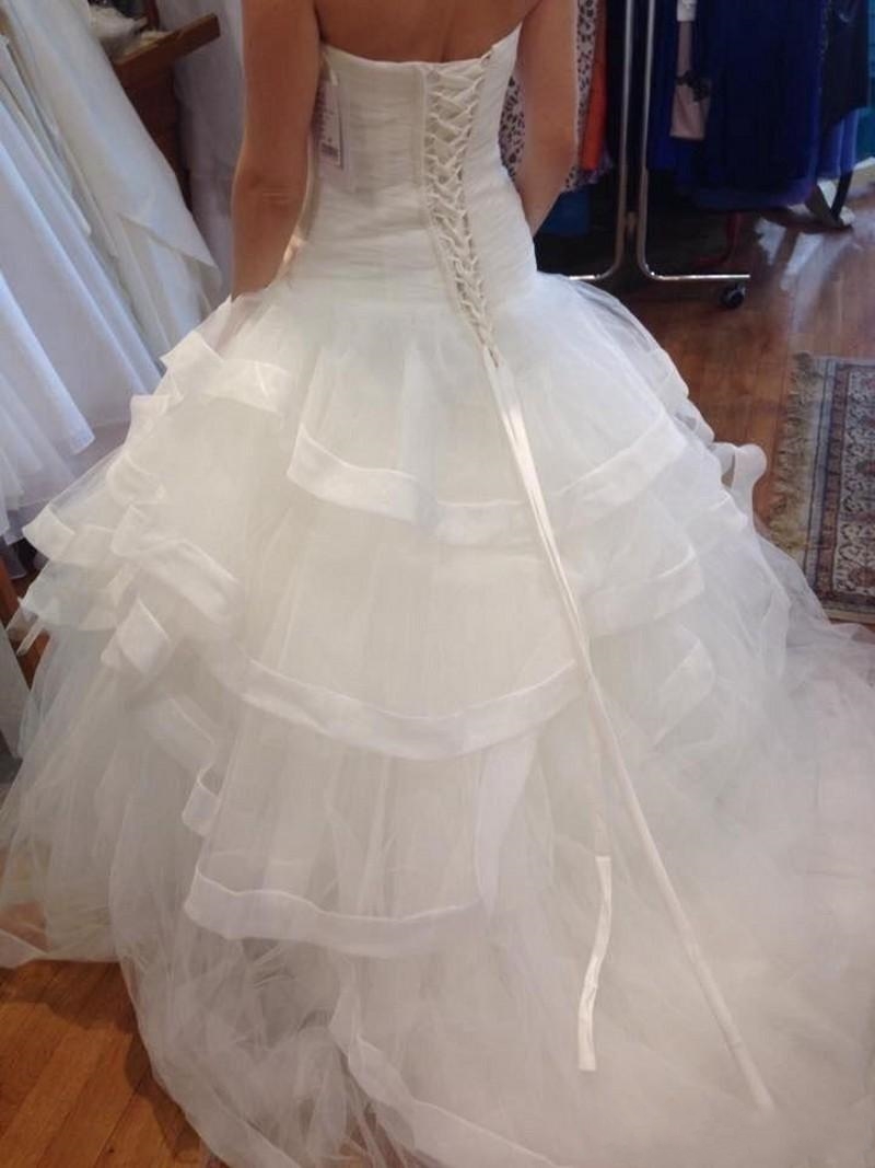 New Ruffled Tiered Wedding Dress Sweetheart Custom Made Organza Elegant Lace up Back vestido novia Ball Gown Bridal Gowns