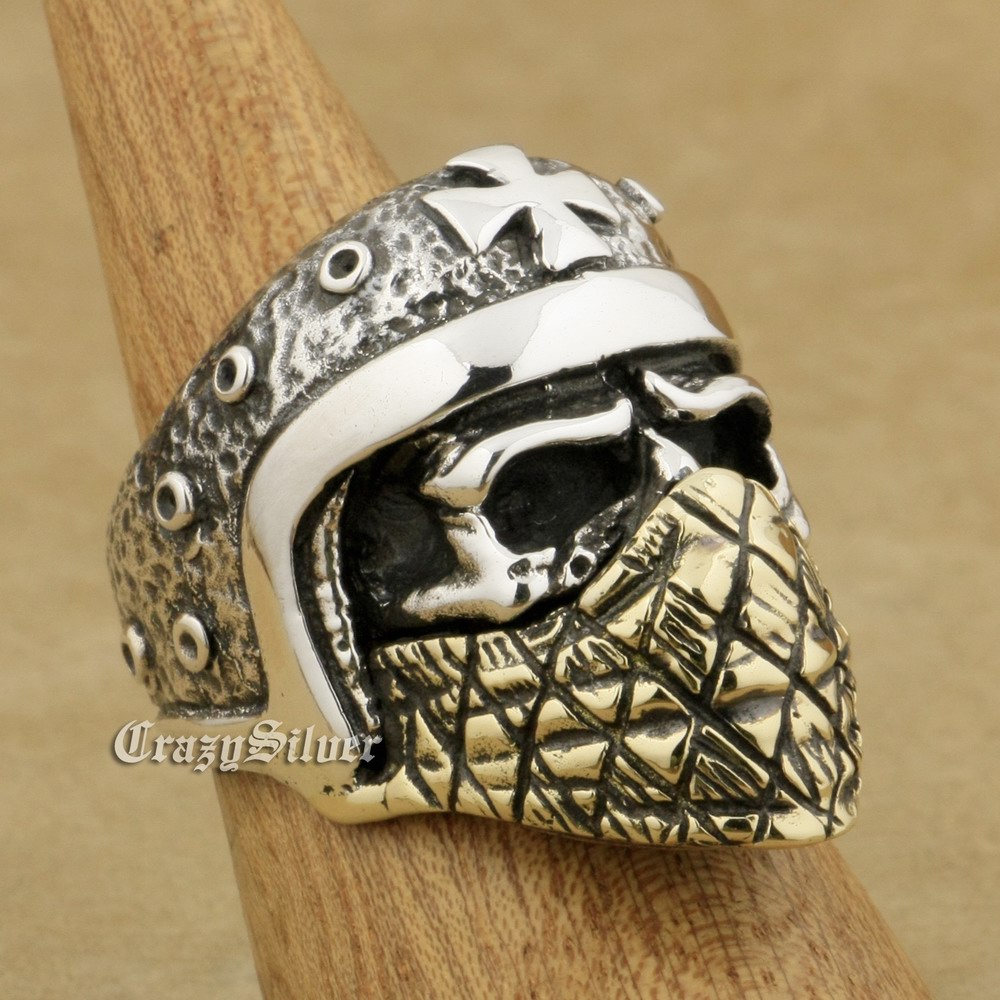 LINSION 925 Sterling Silver Motorcycle Helmet Skull Brass Mask Mens Biker Ring TA23 US Size 7 to 15
LINSION 925 Sterling Silver Motorcycle Helmet Skull Brass Mask Mens Biker Ring TA23 US Size 7 to 15