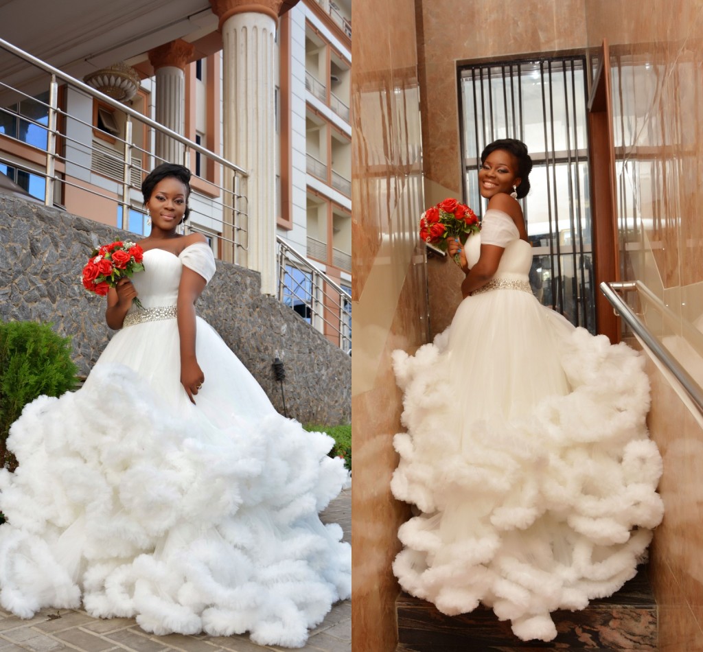 Plus Size Ball Gown Wedding Dresses Sweetheart Off Shoulder Pleated Tulle Crystal African Wedding Gowns Custom Made Bridal Dresses Lace Up, Ivory
Plus Size Ball Gown Wedding Dresses Sweetheart Off Shoulder Pleated Tulle Crystal African Wedding Gowns Custom Made Bridal Dresses Lace Up, Ivory