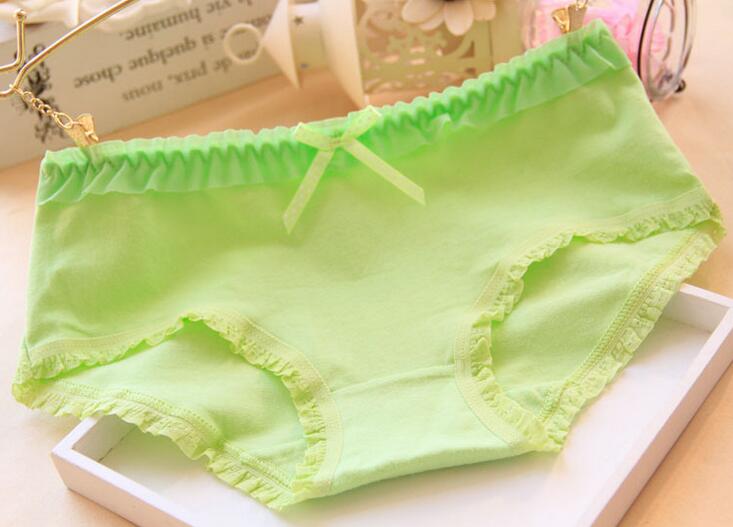 Good A++ Small fresh candy Women's Panties color lace edge cute underwears ladies underwear cotton women NP020