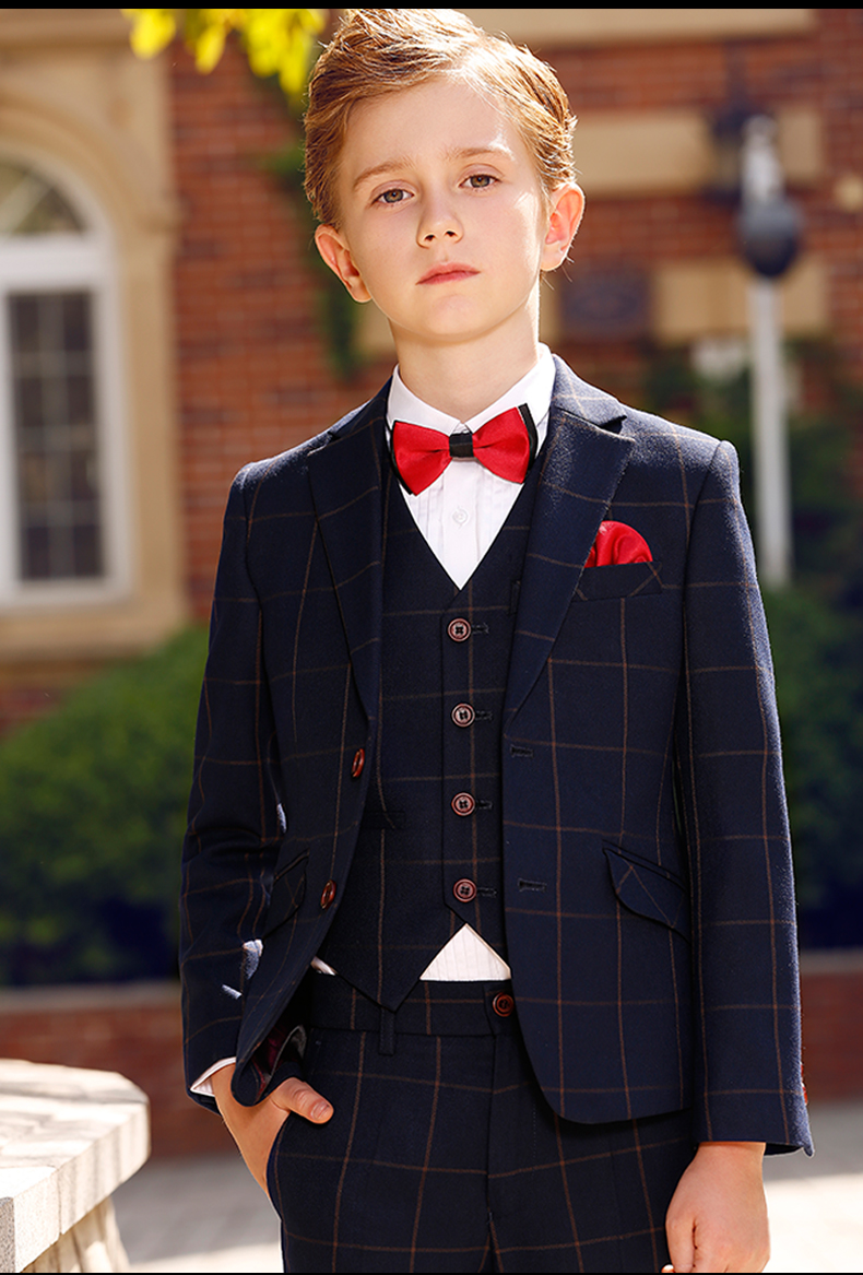 Four Piece Kids Wedding Suits New Arrival Peaked Lapel Custom Made Boys Formal Wear (Jacket + Pants +Pocket Square +Bow Tie) Gowns For Boys