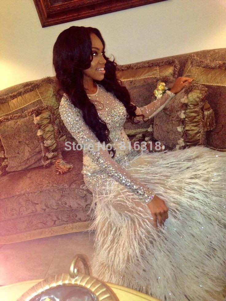 2023 Feather Mermaid Crystal Prom Dresses With Long Sleeves Slit Sheer Neck Formal Evening Gowns Sexy Celebrity Dresses Custom Made