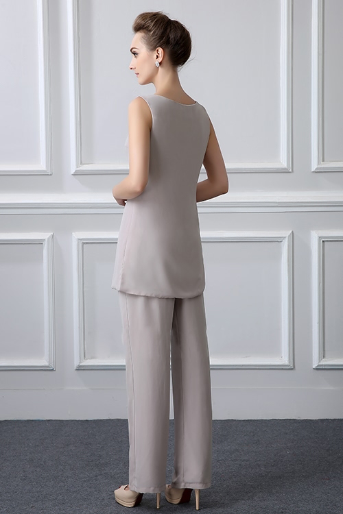 3 Pieces Plus Size Elegant Gray Chiffon Mother Of The Bride Pant Suit With Long Jactet For Fall