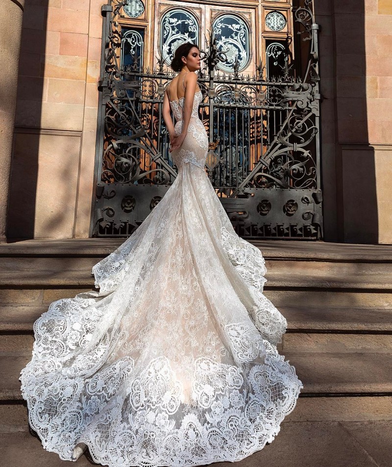 Sexy Mermaid Wedding Dress Spaghetti Sleeveless Full Lace Appliqued Backless Sweep Train Sheer Beach Wedding Dresses Bridal Gowns