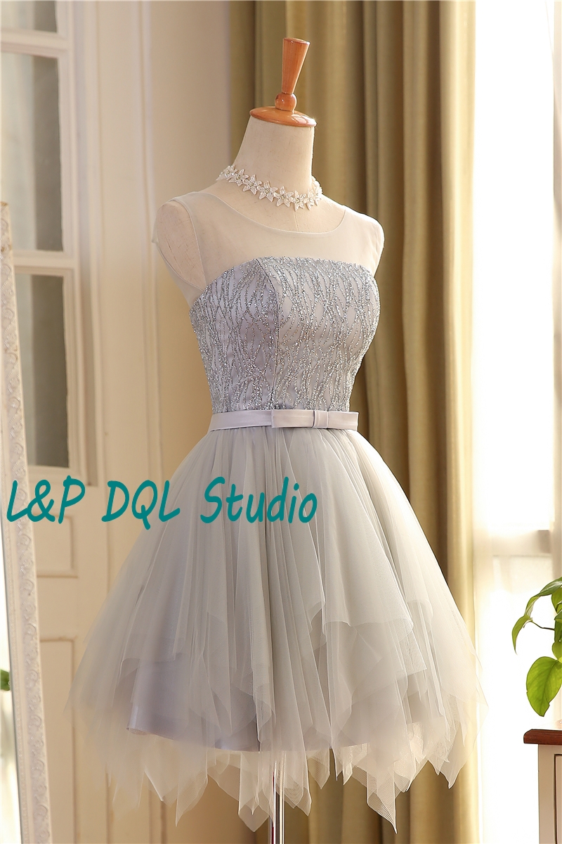 Light Gray Bridesmaid Dresses Knee-Length pleats Tulle with Sequins Bridesmaid GownsCountry Style Real Photos