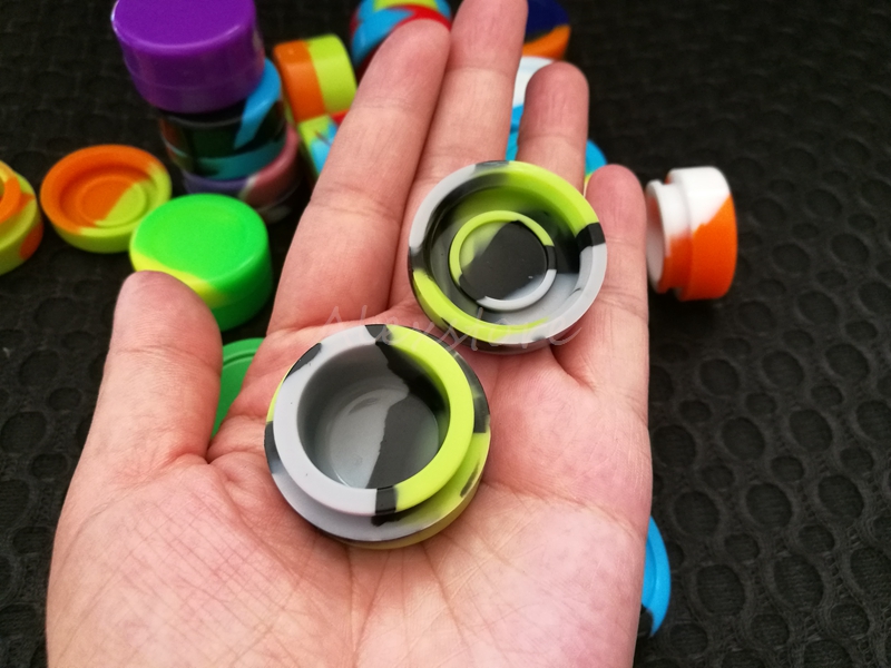 5pcs/lot Nonstick wax containers silicone box 5ml silicon container food grade jars dab tool storage jar oil holder for vaporizer vape FDA
5pcs/lot Nonstick wax containers silicone box 5ml silicon container food grade jars dab tool storage jar oil holder for vaporizer vape FDA
