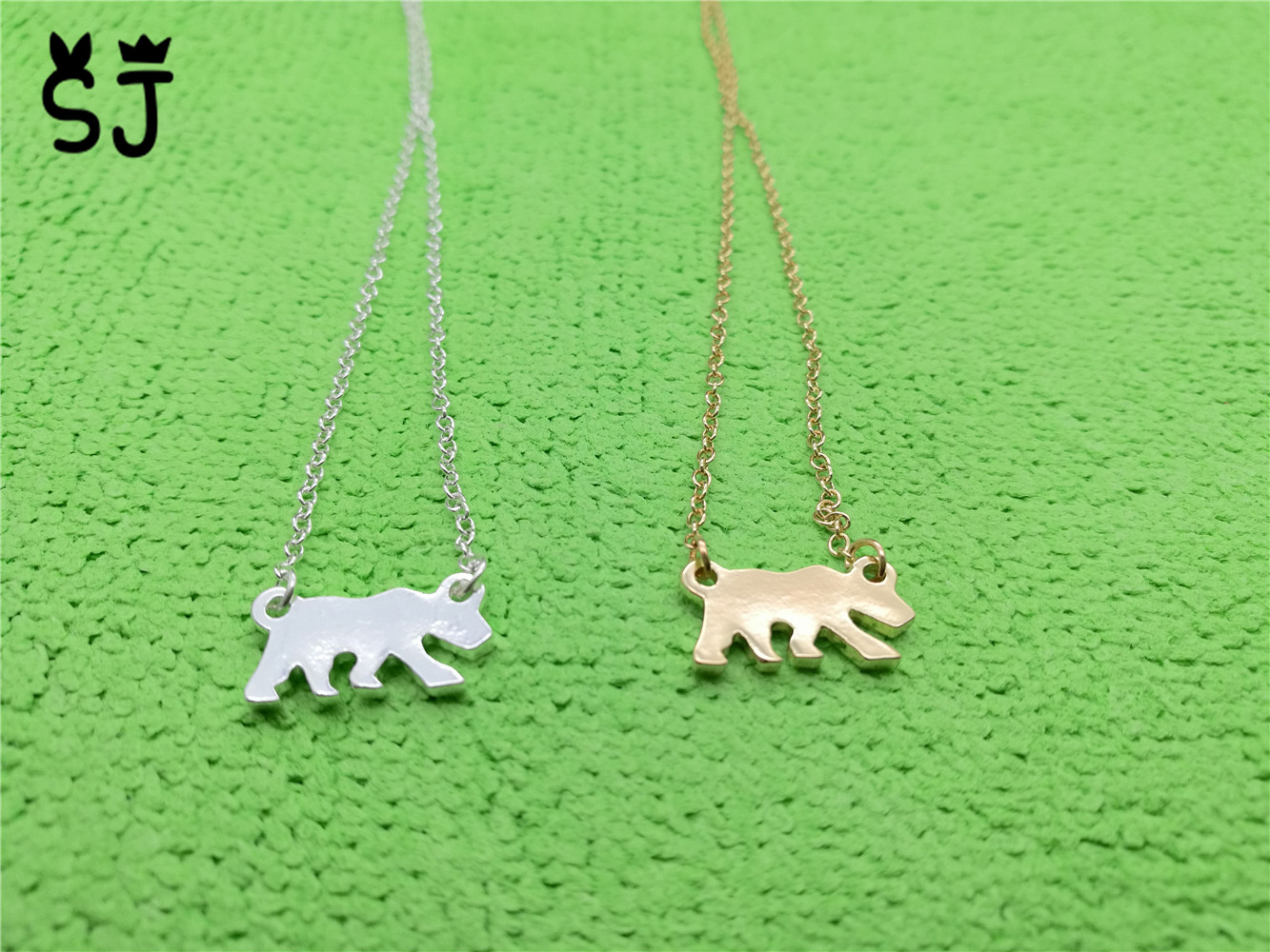 10PCS- N006 Tiny Gold Silver Polar Bear Necklaces Thin Bruin Necklace White Sea Bear Necklace USA California Cali Bear Necklaces