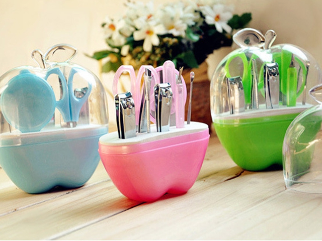 50sets/lot Fast Shipping 1 set 9pcs Nail Manicure Set Tools Clipper Kit Nail Care Set Pedicure Scissor Tweezer Knife Ear pick