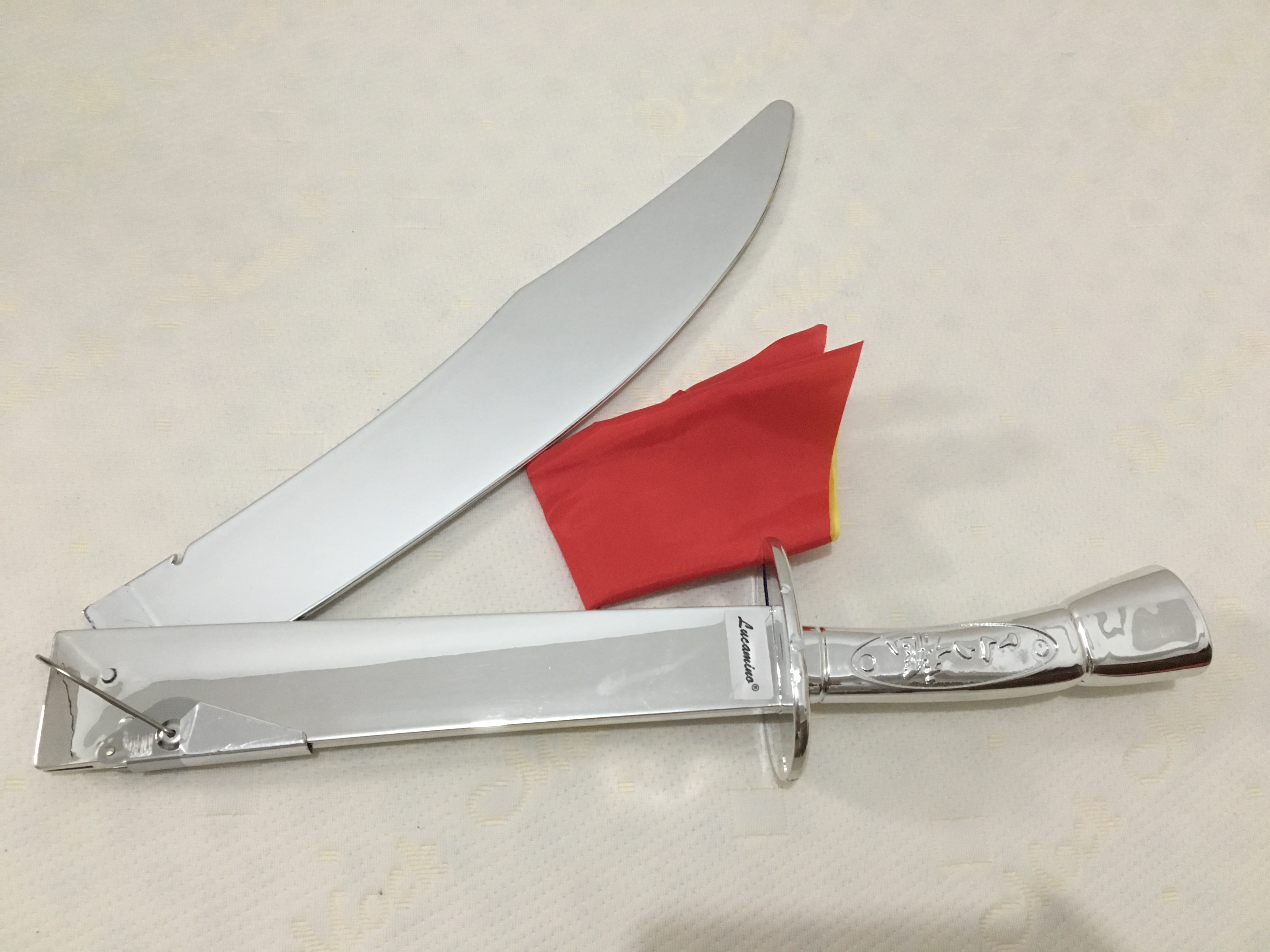 Good quality classical PVC plastic folding Tai Chi knife sword, Martial Art Shaolin Kung Fu training equipment FREE bag, retails/wholesale
Good quality classical PVC plastic folding Tai Chi knife sword, Martial Art Shaolin Kung Fu training equipment FREE bag, retails/wholesale