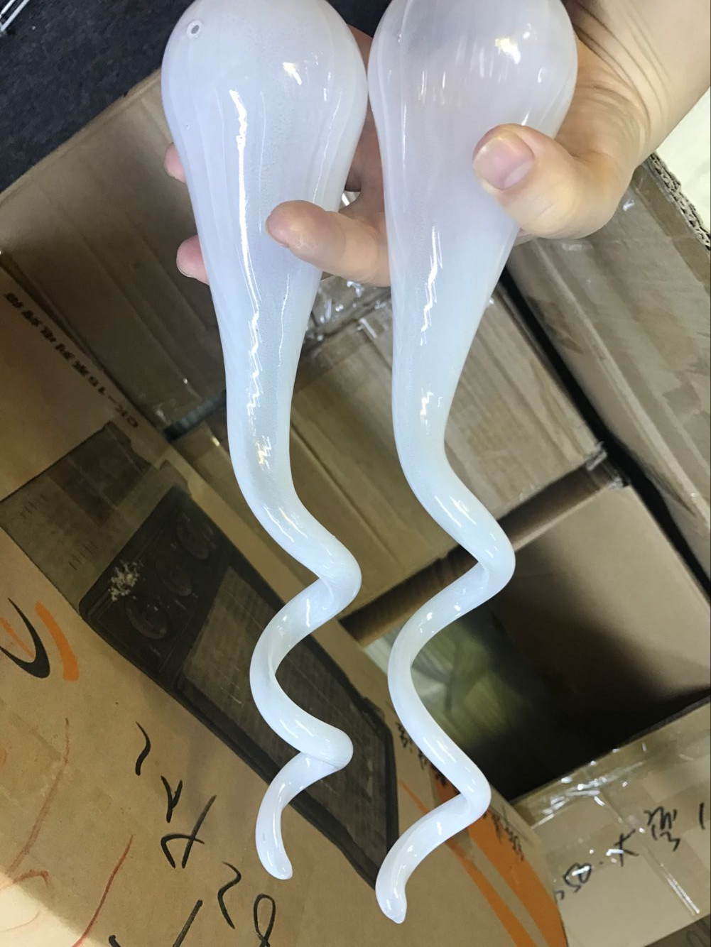 Modern Art Milk White Chandelier Lamps Style LED Light Source 100% Hand Blown glass Chandeliers