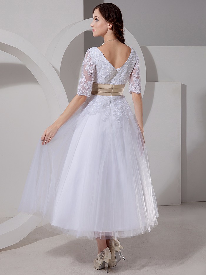Tea Length Wedding Dresses with Half Sleeves V-neck 1/2 Sleeve White Lace Appliques Bridal Gowns Tulle A-Line Dress With Champagne Sash