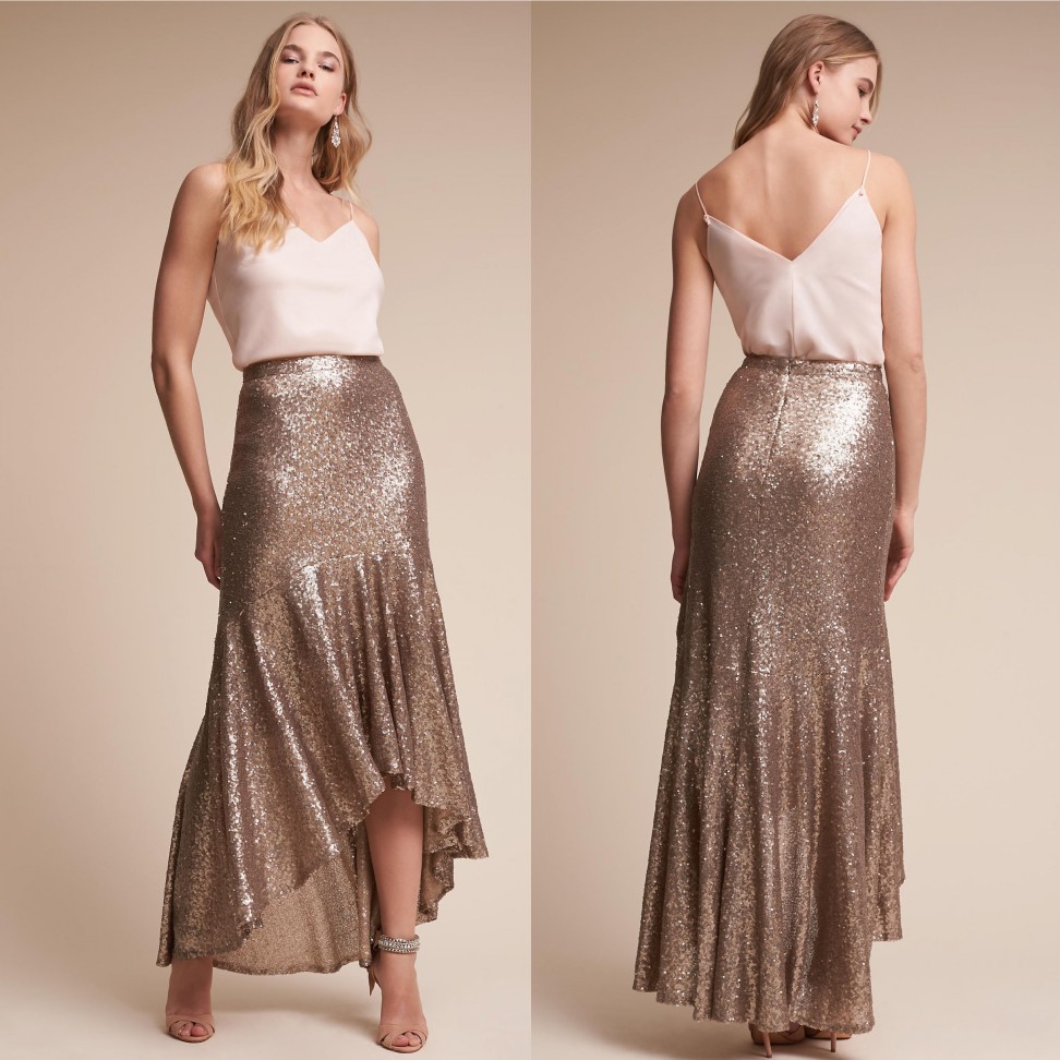 Cheap High Low Mermaid Sequined Country Bridesmaids Dresses V Neck Two Pieces Wedding Guest Dress Tea Length Maid Of Honor Gowns
Cheap High Low Mermaid Sequined Country Bridesmaids Dresses V Neck Two Pieces Wedding Guest Dress Tea Length Maid Of Honor Gowns