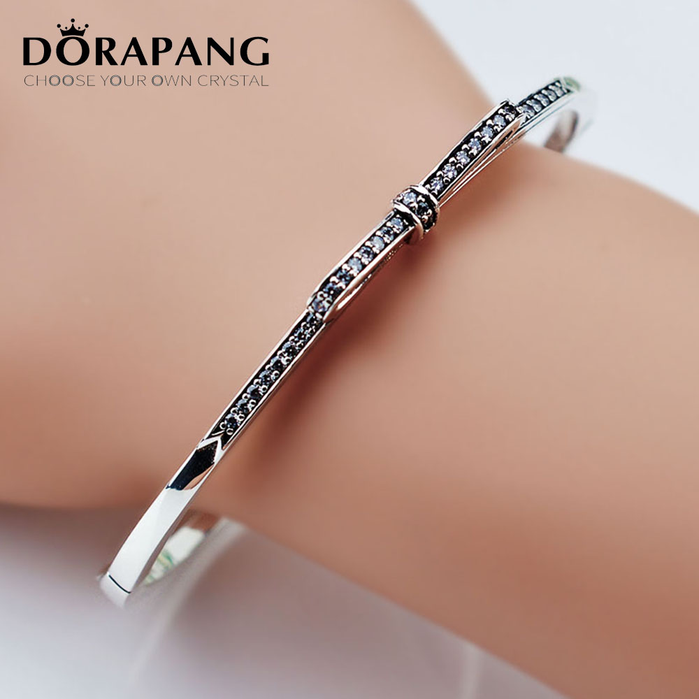 DORAPANG Fine jewelry 925 Sterling Silver Bangle with Women Wedding & Party Clear CZ Fashion Bow Tie Diamond Bracelet Fit love 8016
DORAPANG Fine jewelry 925 Sterling Silver Bangle with Women Wedding & Party Clear CZ Fashion Bow Tie Diamond Bracelet Fit love 8016