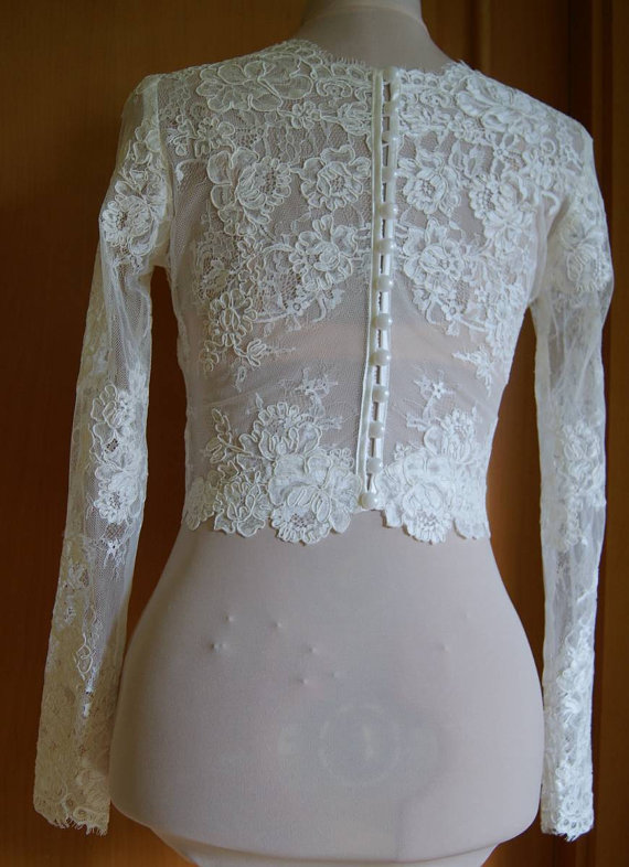 High Quality Long Sleeves Wedding Bolero Jacket Lace Ivory V-Neck Custom Made Sheer Wedding Wraps Shrugs Buttons Back Bridal Stole