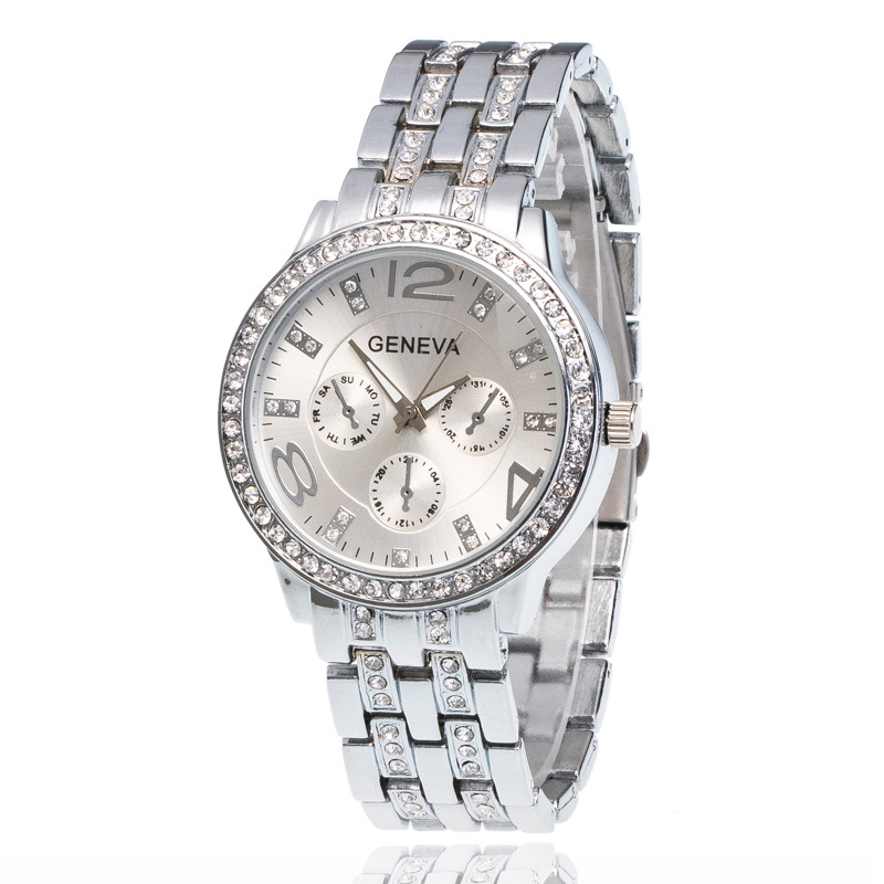 Wristwatches Fashion Men's Watches Business Quartz Watch Geneva Diamond Steel Watches Personality Casual Fashion Dress Watches Relogio W0120
Wristwatches Fashion Men's Watches Business Quartz Watch Geneva Diamond Steel Watches Personality Casual Fashion Dress Watches Relogio W0120