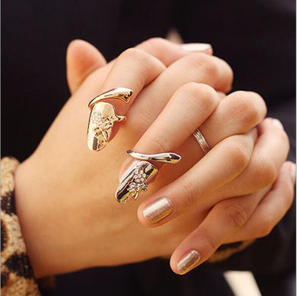 Dragonfly nail ring Exquisite Retro Queen Dragonfly Design Rhinestone Plum Snake Gold/Silver Ring Finger Nail Rings G454
Dragonfly nail ring Exquisite Retro Queen Dragonfly Design Rhinestone Plum Snake Gold/Silver Ring Finger Nail Rings G454