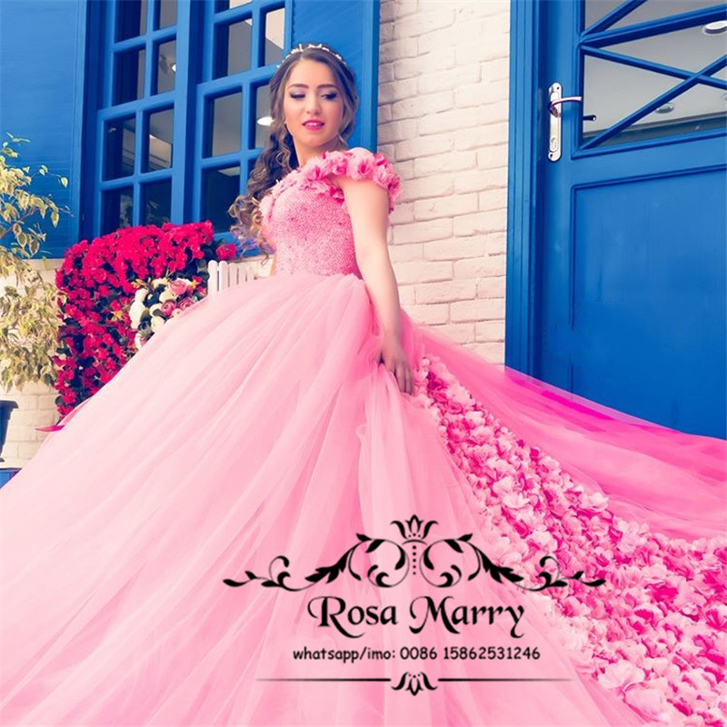 Princess Pink 3D Floral Ball Gown Prom Dresses 2020 Off Shoulder Heavy Beaded Plus Size Puffy Tulle Arabic Dubai Quinceanera Party Gowns