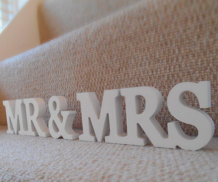 DIY decoration English letters Wooden MR & MRS wedding items Wooden furnishing articles in English letters Bridal capital WT041