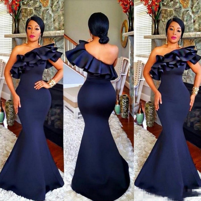 Navy Blue Off The Shoulder Bridesmaid Dresses Ruffles Satin Mermaid Long Bridesmaid Gowns For Wedding African Women Formal Party Dress
Navy Blue Off The Shoulder Bridesmaid Dresses Ruffles Satin Mermaid Long Bridesmaid Gowns For Wedding African Women Formal Party Dress