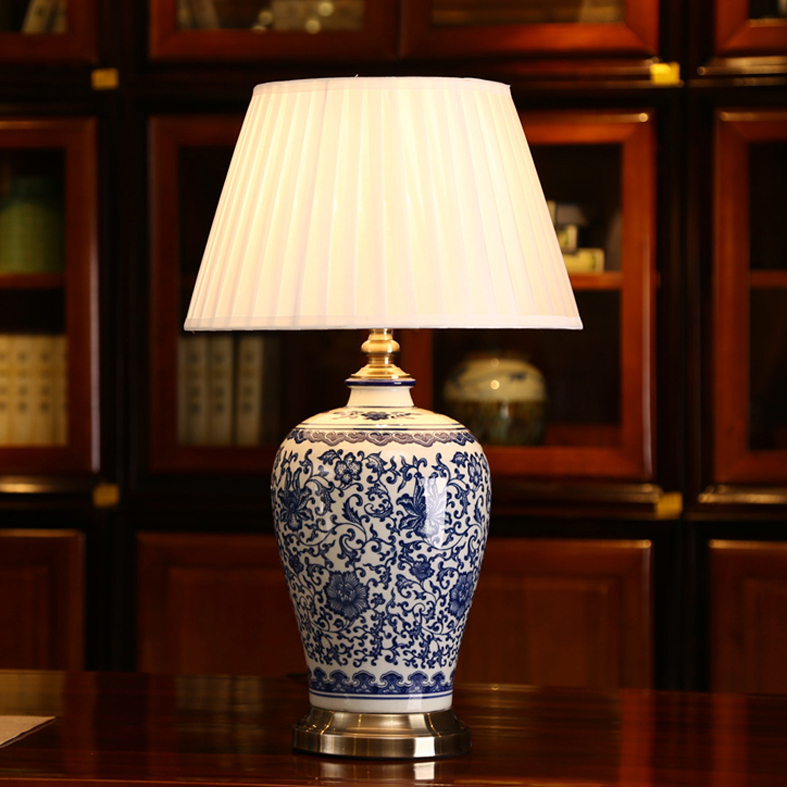 LED Dimmable Blue and White Porcelain table Lamps China Flower Chinese Cemaric desk lamp Home Bedroom Bed Side Reading Table Light
LED Dimmable Blue and White Porcelain table Lamps China Flower Chinese Cemaric desk lamp Home Bedroom Bed Side Reading Table Light