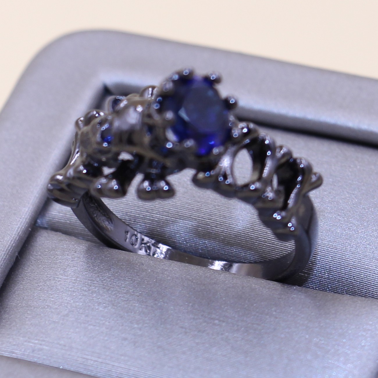 Vintage Punk Jewelry 10KT Black Gold Filled Round Cut Blue Sapphire Gemstones Simulated Diamond Party Wedding Women Skull Ring Gift Size5-11