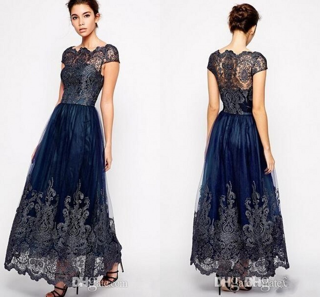 Vintage Mother off bride dresses 2017 New Cap Sleeve Plus Size Tulle Navy Blue Lace Appliques Long Ankle Length Women Formal Mothers Gowns
Vintage Mother off bride dresses 2017 New Cap Sleeve Plus Size Tulle Navy Blue Lace Appliques Long Ankle Length Women Formal Mothers Gowns