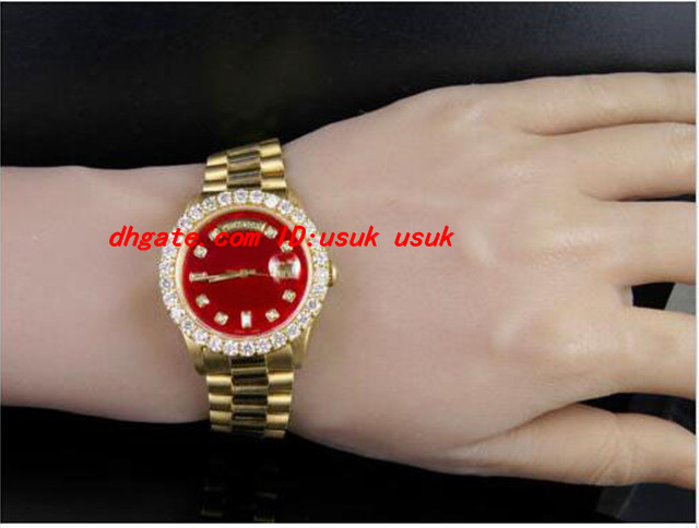 Top Quality Luxury Wristwatch 18K Mens Yellow Gold 36MM Red Dial Bigger Diamond Watch 55CT Automatic Mechanical Men Watches
Top Quality Luxury Wristwatch 18K Mens Yellow Gold 36MM Red Dial Bigger Diamond Watch 55CT Automatic Mechanical Men Watches