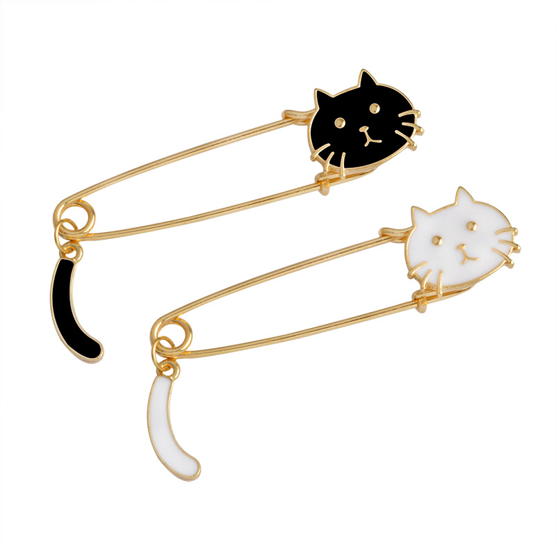 Cute Black White Cats Oil Drop Brooch Exquisite Enamel Pins Collar Brooches Jeans Bag Decoration
Cute Black White Cats Oil Drop Brooch Exquisite Enamel Pins Collar Brooches Jeans Bag Decoration