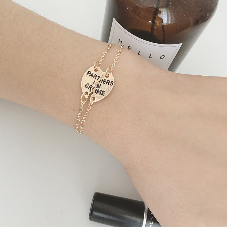 New Charm Bracelets Europe and the United States foreign trade jewelry friends couple bracelet heart - shaped stitching jewelry
New Charm Bracelets Europe and the United States foreign trade jewelry friends couple bracelet heart - shaped stitching jewelry