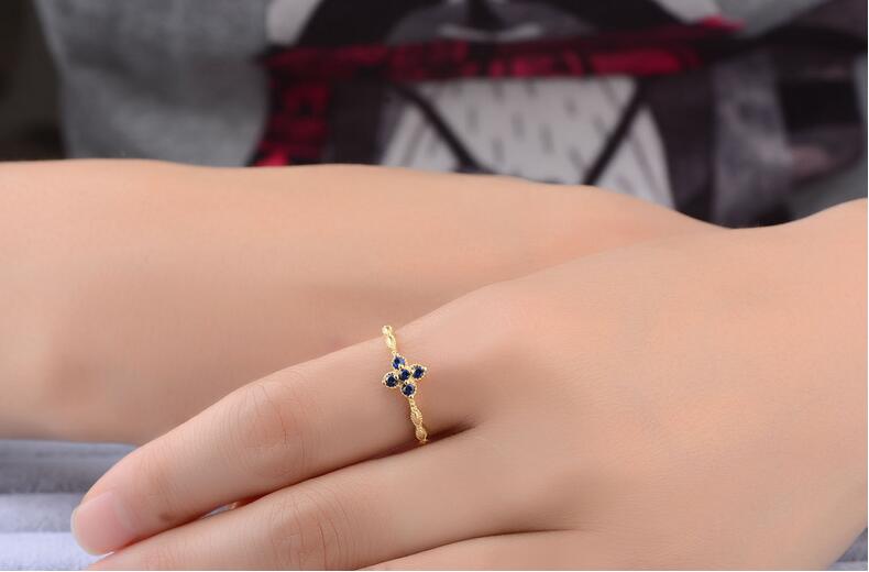 Wholesale Cute Handmade Luxury Jewelry 925 Sterling Silver Blue Sapphire CZ Diamond Four Leaf Gemstones Women Wedding Band Ring Gift Size5-9