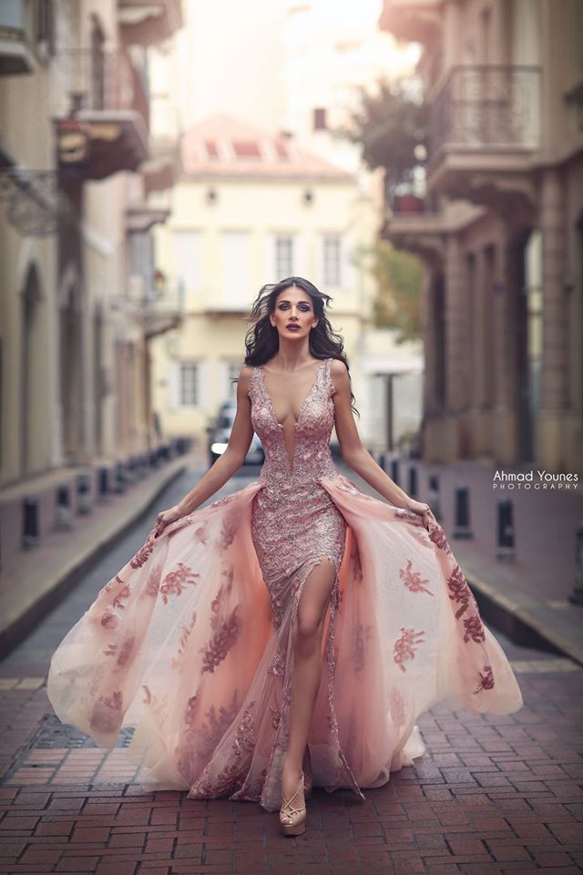 Fashion Split Dresses Evening Wear With Detachable Skirt Sheer Plunging Neck Evening Formal Gowns Mermaid Appliqued Backless Prom Dress