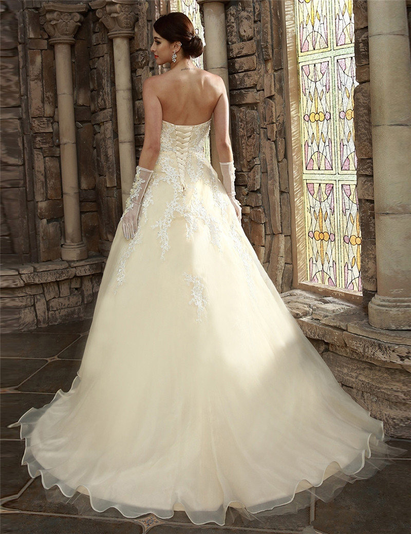 2017 Elegant Sweetheart Lace A-Line Wedding Dresses With Appliques Sequin Organza Plus Size Wedding Party Bridal Gowns Vestido De Novia BW03