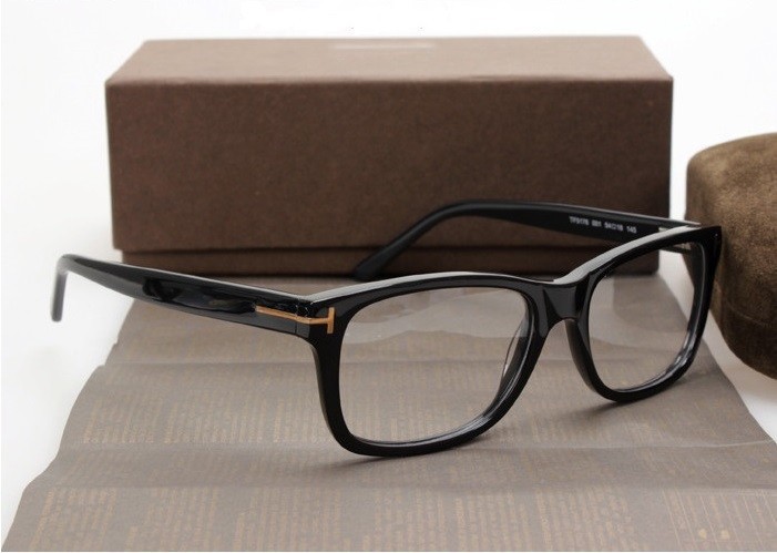 Men Optical Glasses Frame Tom 5176 Plank Big Frame Eyeglasses Frames for Women Retro Myopia Eyeglasses Frames with Case
Men Optical Glasses Frame Tom 5176 Plank Big Frame Eyeglasses Frames for Women Retro Myopia Eyeglasses Frames with Case