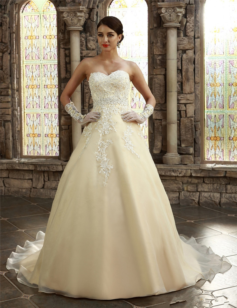 2017 Elegant Sweetheart Lace A-Line Wedding Dresses With Appliques Sequin Organza Plus Size Wedding Party Bridal Gowns Vestido De Novia BW03