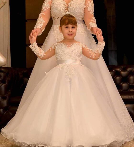 long sleeves arabic flower girl dresses sheer neck lace pearls backless child wedding dresses vintage little girl pageant dresses fg11