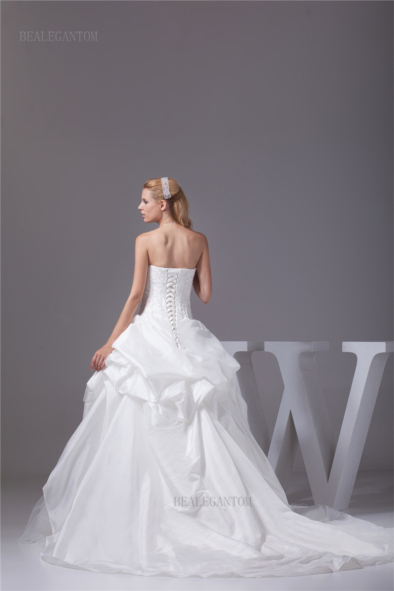white sweetheart lace ball gown wedding dresses organza appliques beaded cheap lace up plus size bridal gowns bm48