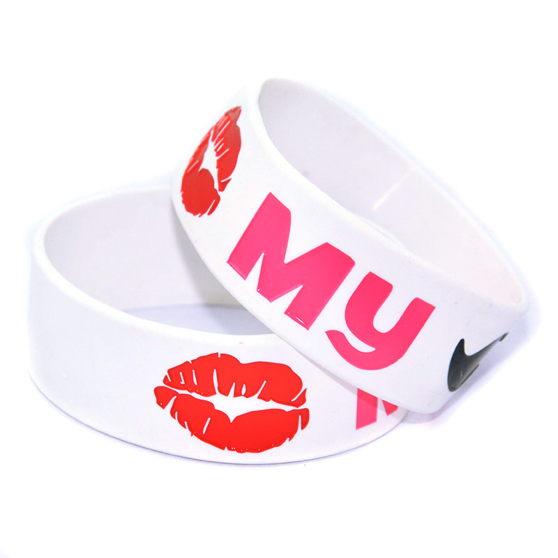 1PC Kiss My Mustache Silicone Wristband White 1 Inch Wide Fashion Decoration Rubber Gift Adult Size