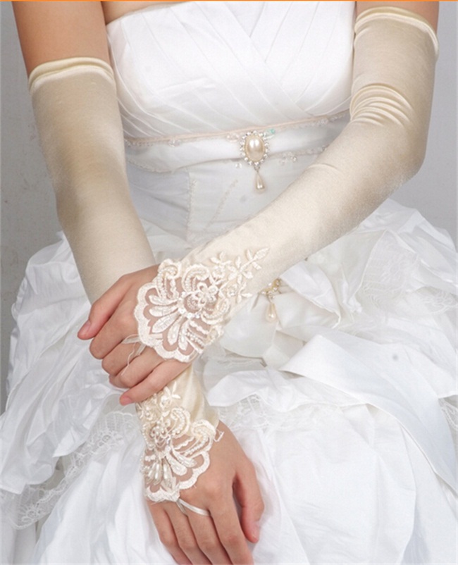 Fingerless Long Bridal Gloves 2017 New Wedding Gloves with Lace Appliqued for Wedding Dress Elegant White/Ivory/Black Wedding Accessories