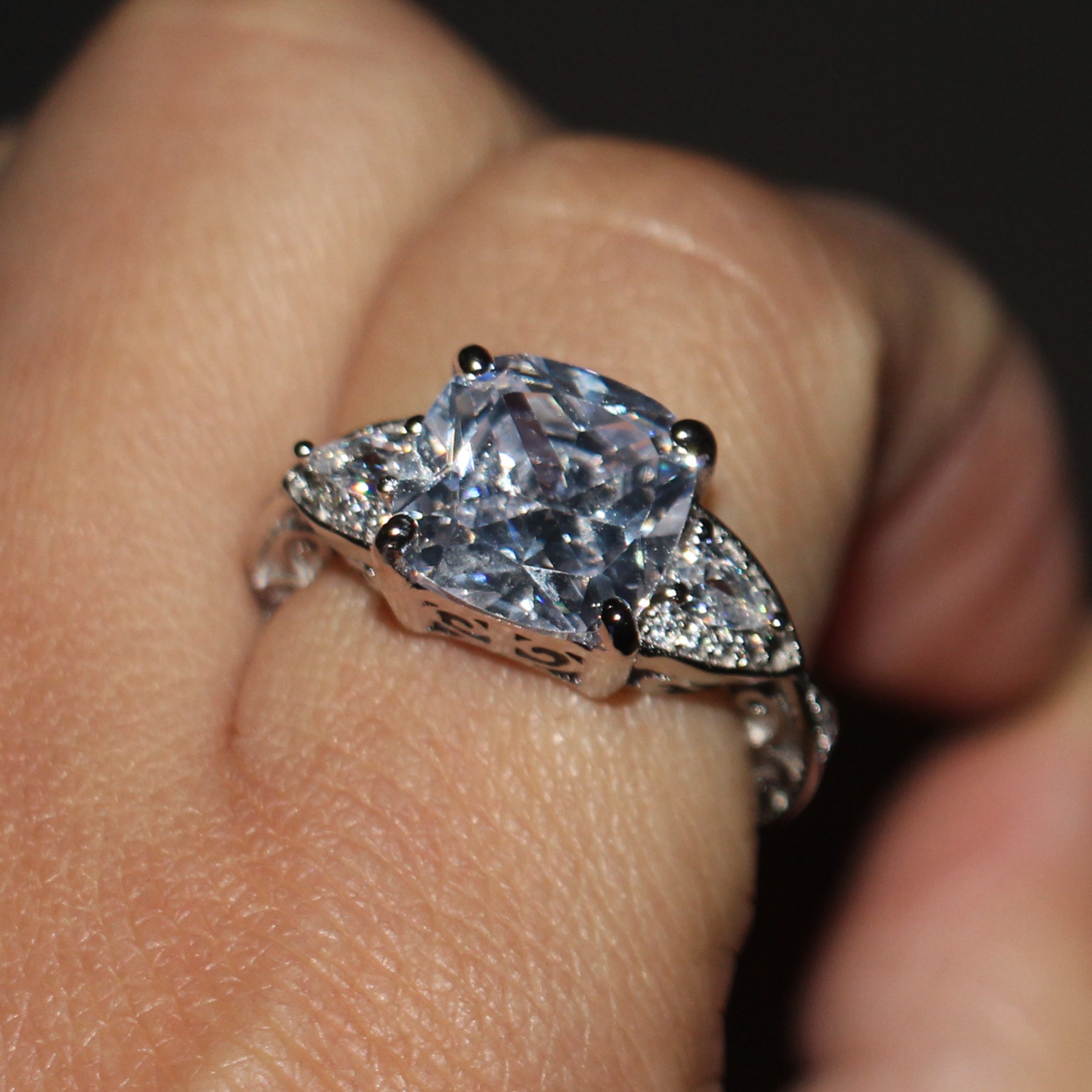 Victoria Wieck Luxury Jewelry Cushion Cut 925 Sterling Silver Three Stone White Topaz Simulated Diamond Wedding Women Band Ring Size 5-11