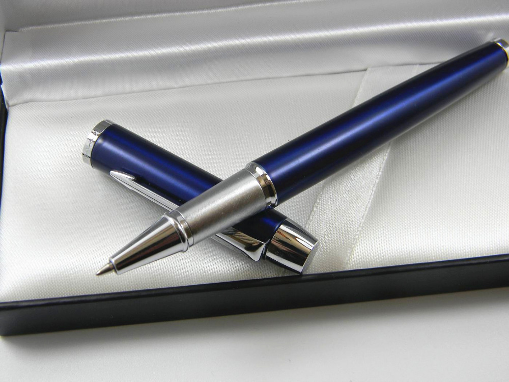 2pc office Parker IM Series Blue With Silver Arrow Clip gift metal Roller ball Pen, Navy blue
2pc office Parker IM Series Blue With Silver Arrow Clip gift metal Roller ball Pen, Navy blue