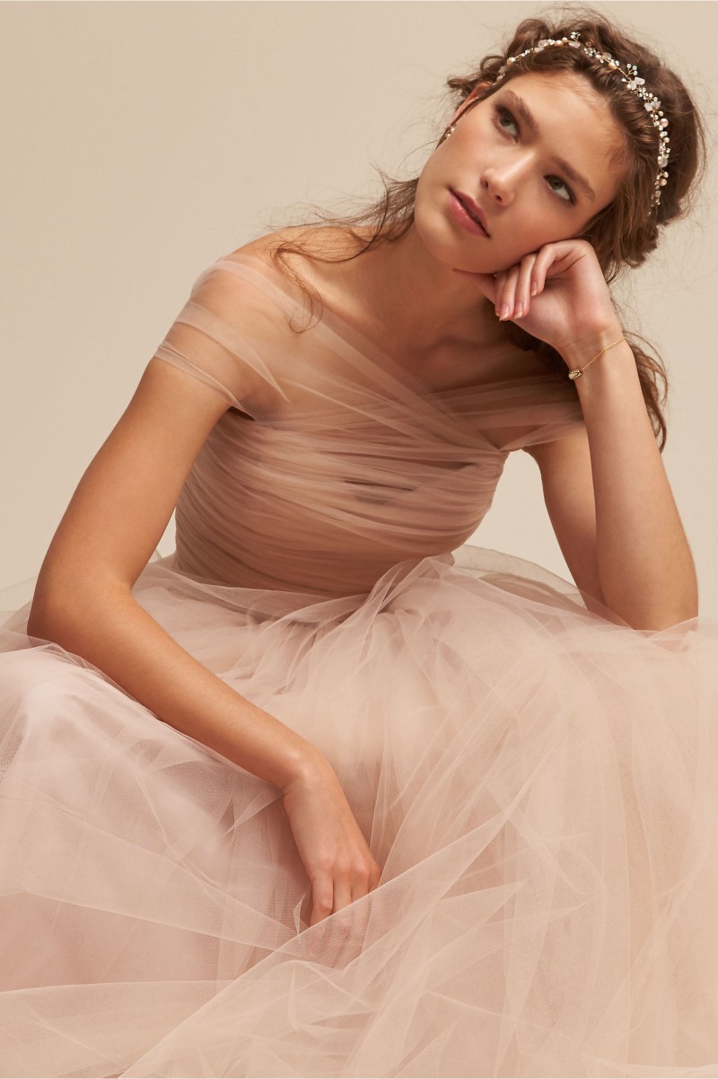 Off The Shoulder 2017 Bhldn Bridesmaid Dresses Cheap Tulle Long Beads A Line Junior Beach Wedding Dress