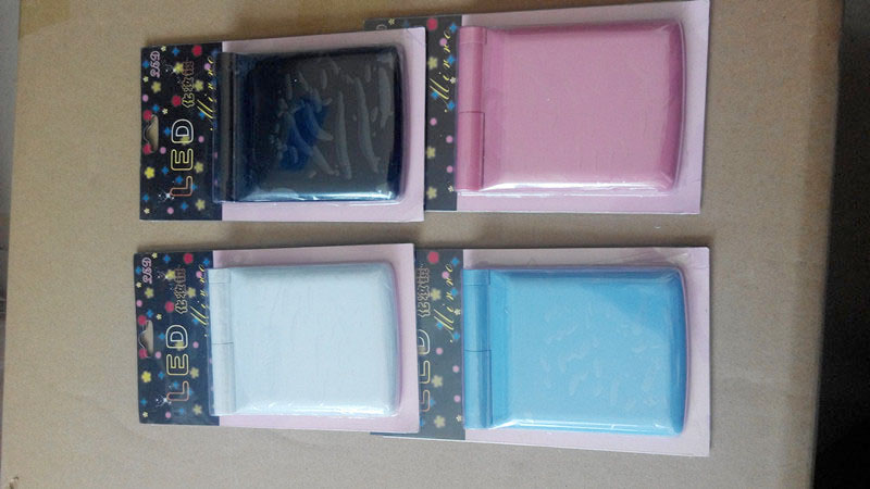 Lady Makeup Cosmetic Folding Portable Mini Compact Pocket Mirror 8 LED Lights Lamps Mirrors Hot Selling Gifts ZA2070