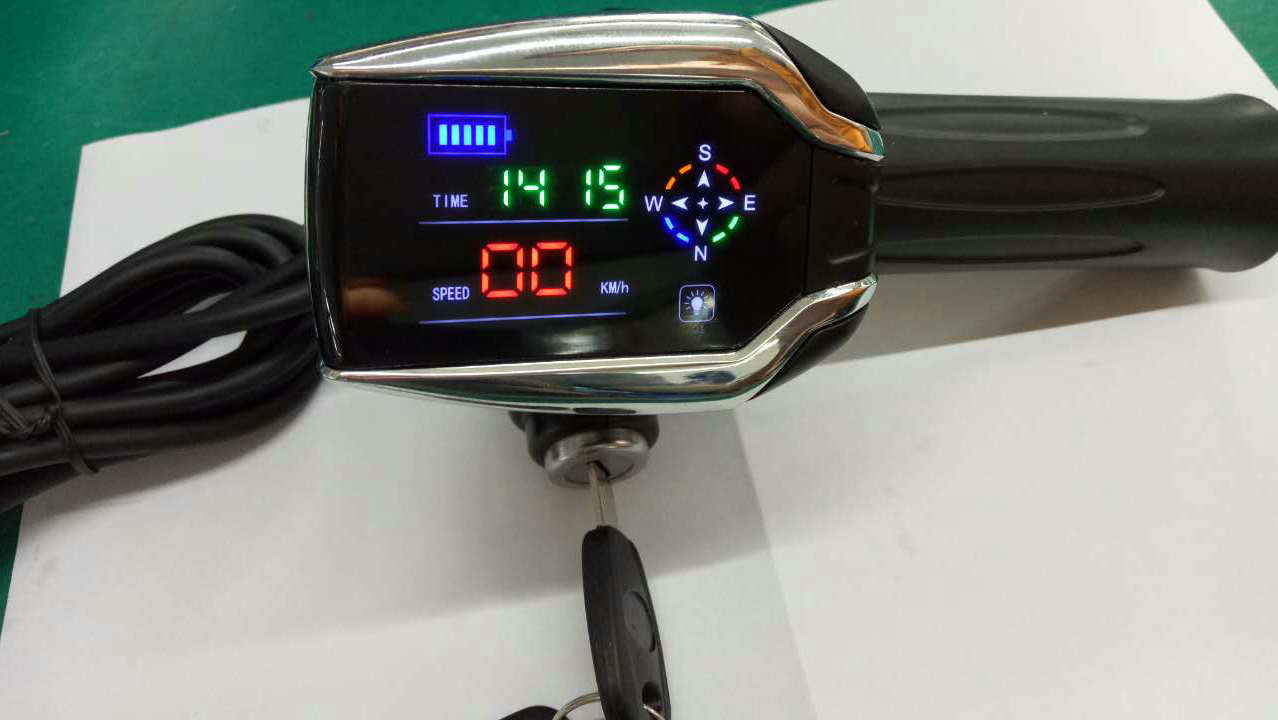 24v-72v Twist Throttle With Led Display And GPS Function Rolling Accelerator With Lock&Key Gas Handle For Electric Bike Scooter
24v-72v Twist Throttle With Led Display And GPS Function Rolling Accelerator With Lock&Key Gas Handle For Electric Bike Scooter