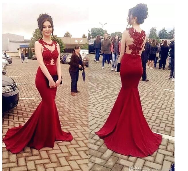 Red Mermaid Evening Dresses Arabic Sheer Jewel Neck Illusion Back Long Formal Evening Gowns Illusion Back Sheath Prom Dresses with Appliques