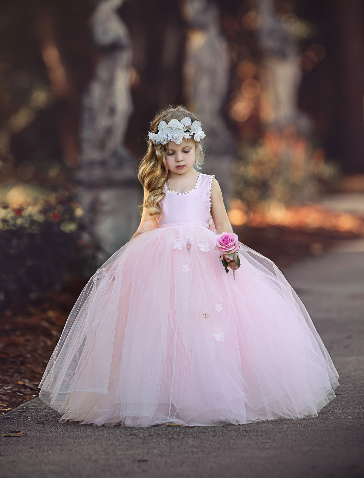 Pink Princess Little Girls Flower Girl Dresses Square Neckline Ball Gown Tulle First Communion Dress For Weddings Cheap Lace Back With Sash