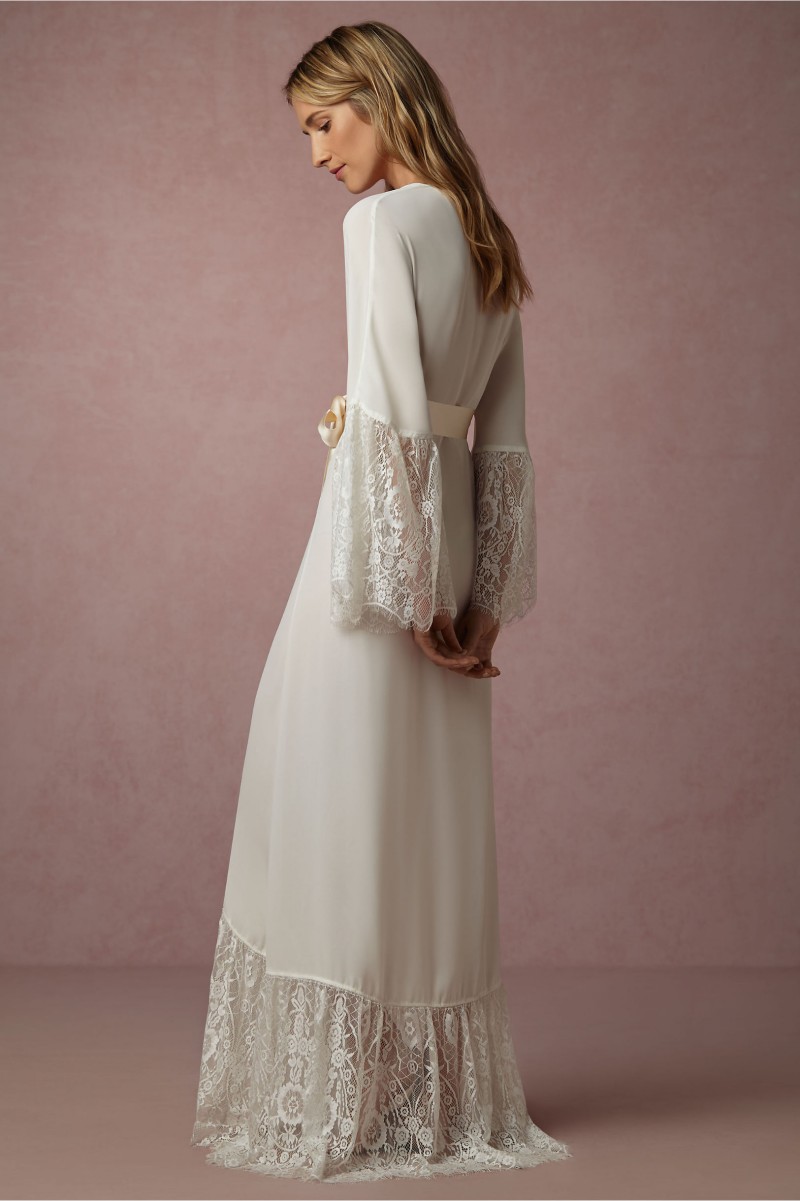 Long Sleeve Vintage Lace Bridesmaid Bride Robes Custom Made Silk Satin Bathrobe Wedding Party Robe For Women Cheap Lace Sleepwear