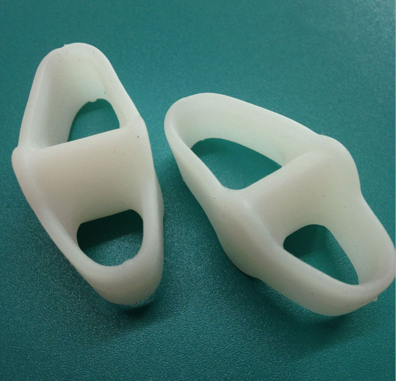 2 Hole Feet Foot Care Gel Toe Straighteners Separator Hallux Valgus Bunion Corrector Pain Relief Free Shipping ZA1908