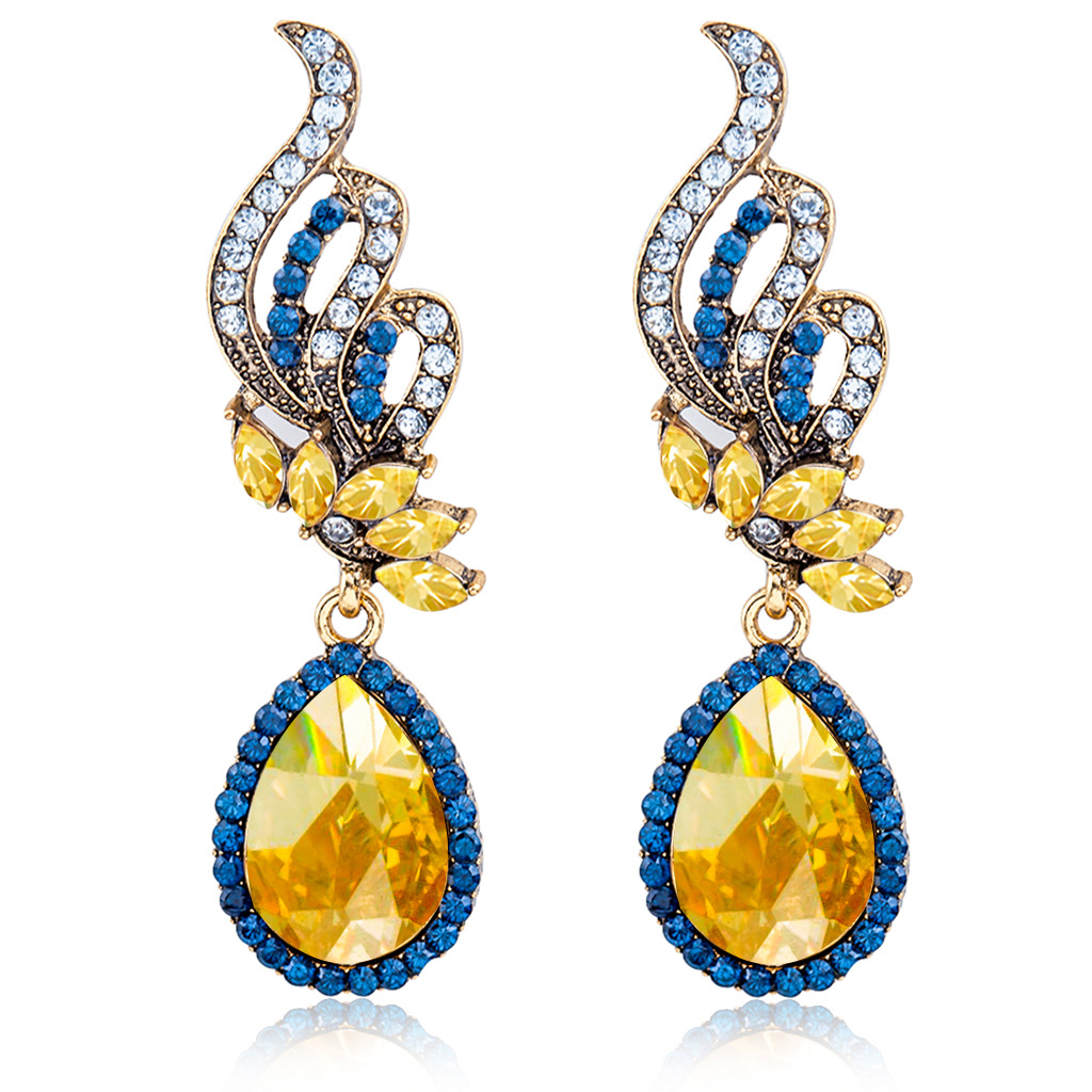 Fashion Trendy Water Drop Earrings Blue White Diamond Sparkling Gemstones Crystal Studs Ear Ornaments Women Earrings Jewelry
Fashion Trendy Water Drop Earrings Blue White Diamond Sparkling Gemstones Crystal Studs Ear Ornaments Women Earrings Jewelry
